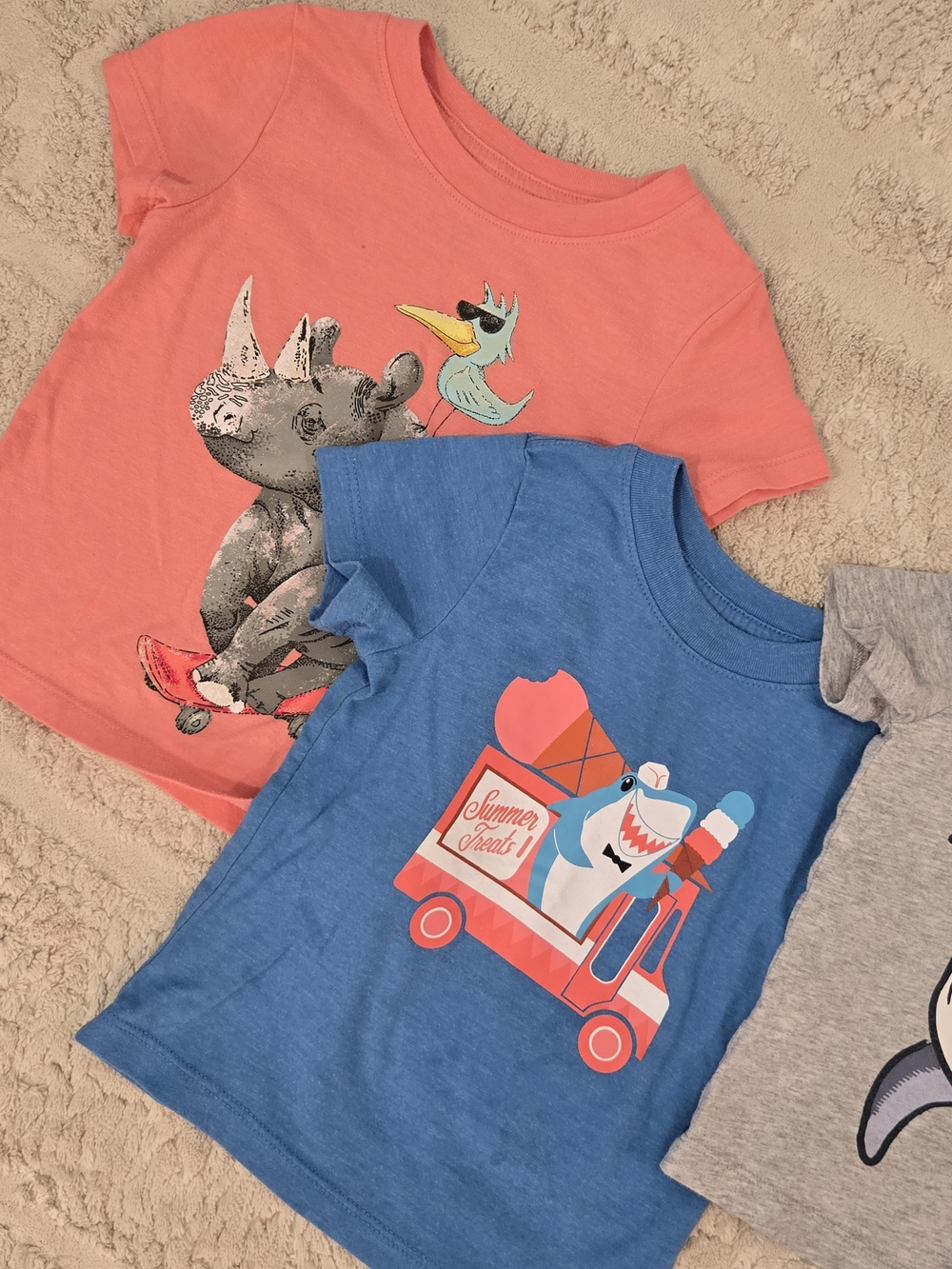 Cat & Jack, Carter's - Bundle Of 3 Baby Graphic Tees 12m - Picture 2 of 7